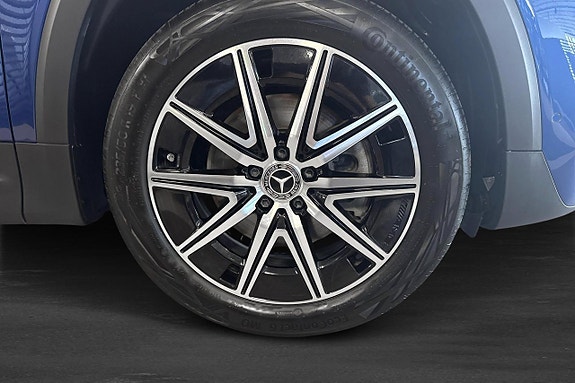 Mercedes-Benz EQB300 12 of 13