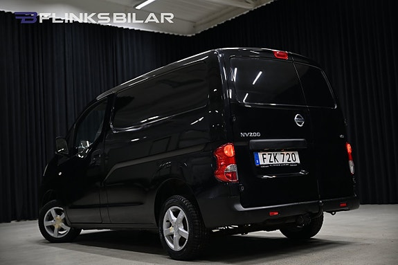 Nissan NV200 5 of 5