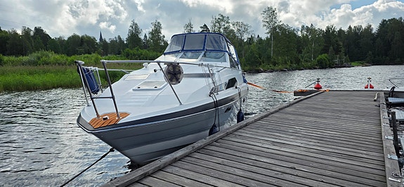 Bayliner 5.8 Omc 2655 13 of 20