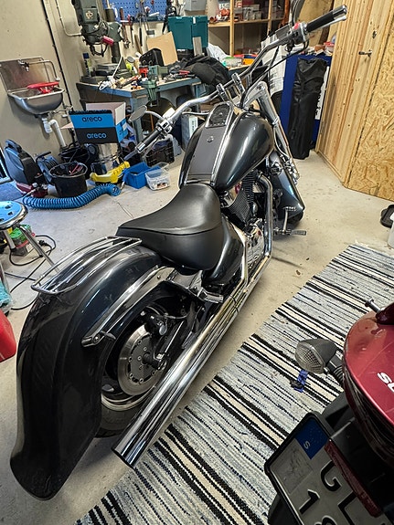 Suzuki VL1500 Intruder 5 of 6