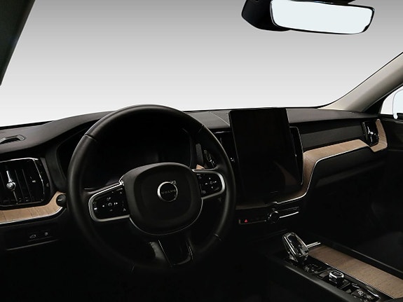 Volvo XC60 5 of 5