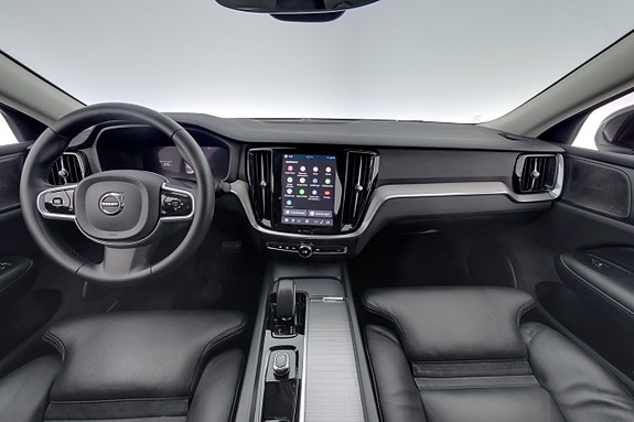 Volvo S60 13 of 30