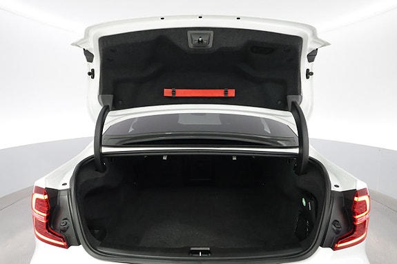Volvo S60 30 of 30