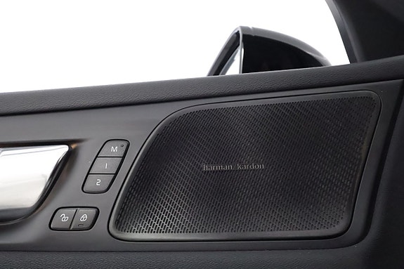 Volvo S60 28 of 30