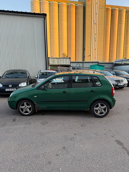 Volkswagen Polo 3 of 5