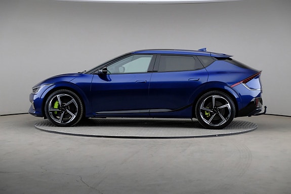 Kia EV6 4 of 5