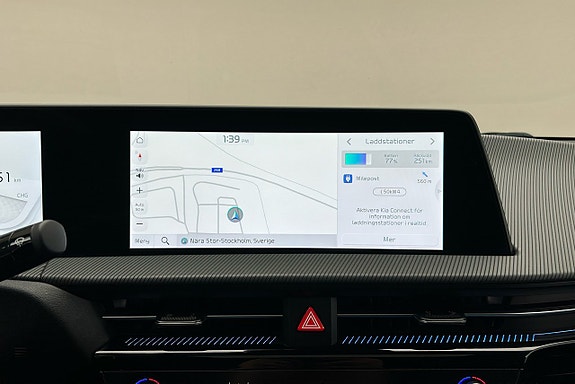 Kia EV6 8 of 28