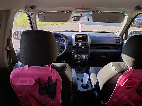 Honda CR-V 13 of 15