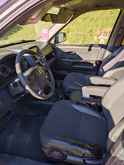 Honda CR-V 10 of 15
