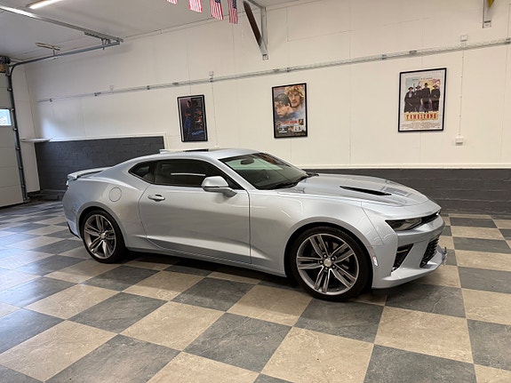 Chevrolet Camaro SS 3 of 5