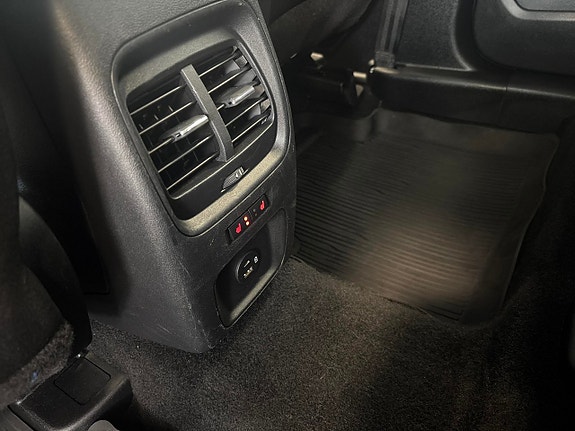Ford Kuga 15 of 16