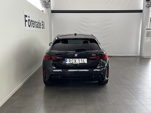 BMW 120 11 of 13