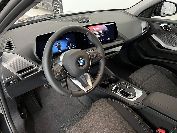 BMW 120 7 of 13