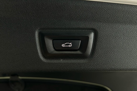 BMW i4 15 of 23