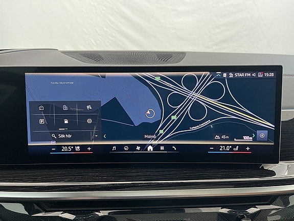 BMW X7 13 of 18