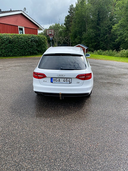 Audi A4 4 of 10