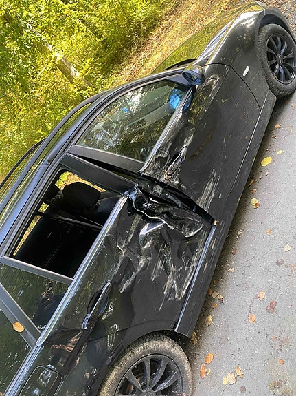 BMW 318i 3 of 3
