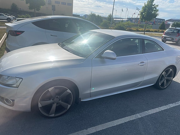 Audi A5 2 of 7