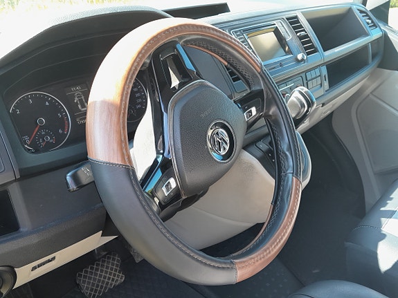 Volkswagen Transporter 8 of 18