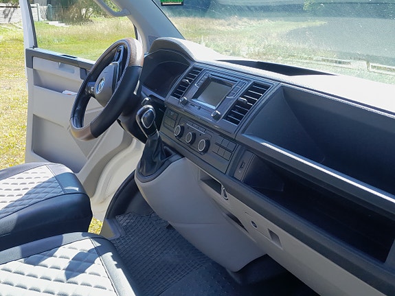 Volkswagen Transporter 15 of 18