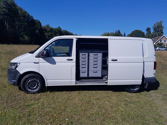 Volkswagen Transporter 14 of 18
