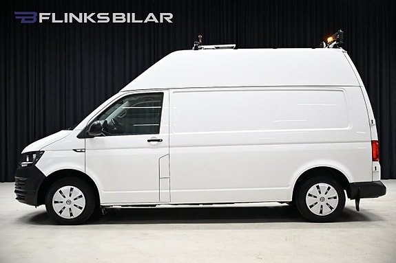 Volkswagen Transporter 3 of 5
