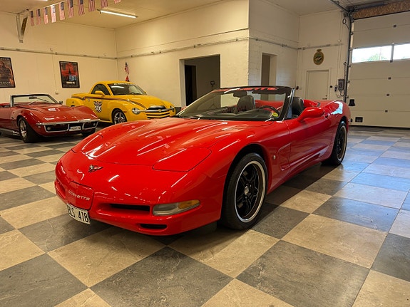 Chevrolet Corvette 5 of 5