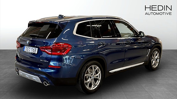 BMW X3 2 of 5