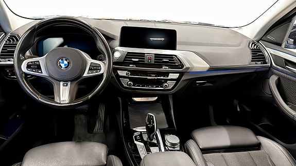 BMW X3 4 of 5