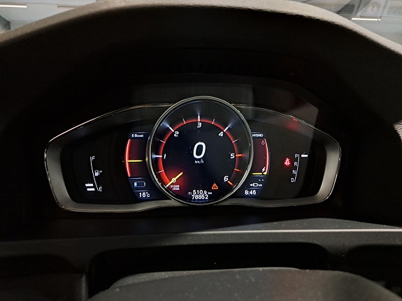 Volvo V60 12 of 14