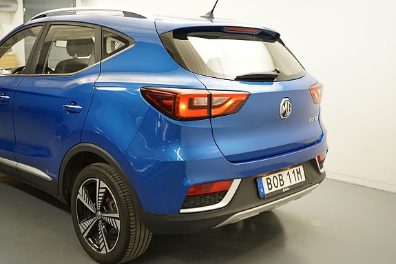 MG ZS 3 of 5