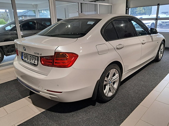 BMW 318d 3 of 7