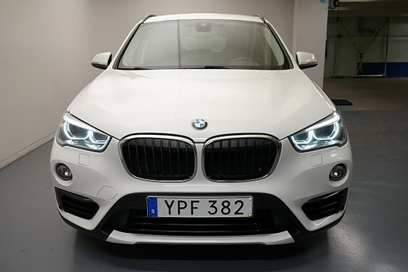 BMW X1 17 of 18