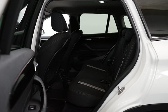 BMW X1 7 of 18