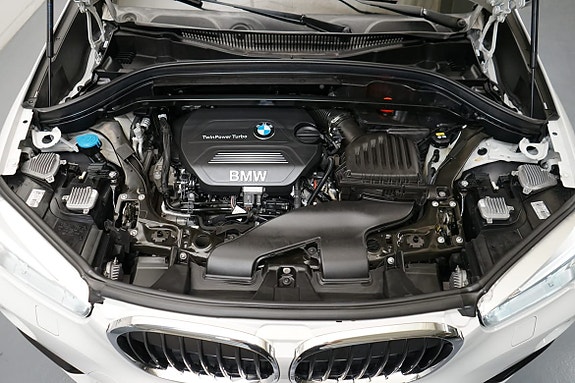 BMW X1 9 of 18