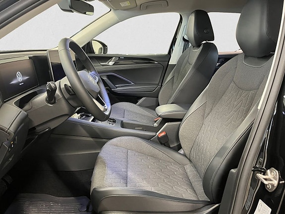 Volkswagen Tiguan 5 of 5