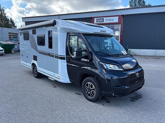Knaus Live TI 650 MEG Black Selection Långbäddar - Automat - B-kort - Smidig - 7M - 3500kg