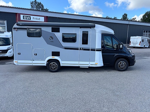 Knaus Live TI 650 MEG Black Selection Långbäddar - Automat - B-kort - Smidig - 7M - 3500kg 2 of 22