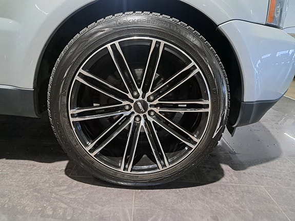 Land Rover Range Rover Sport 21 of 21