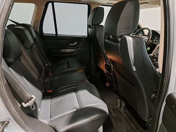 Land Rover Range Rover Sport 12 of 21