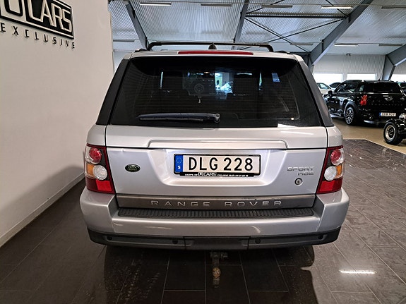 Land Rover Range Rover Sport 7 of 21