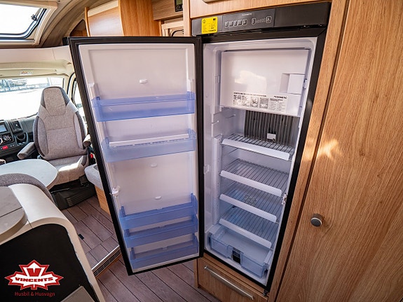 Knaus Sky TI 700 *Långbädd *Truma 6 of 20