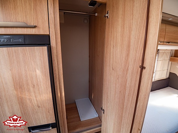 Knaus Sky TI 700 *Långbädd *Truma 11 of 20