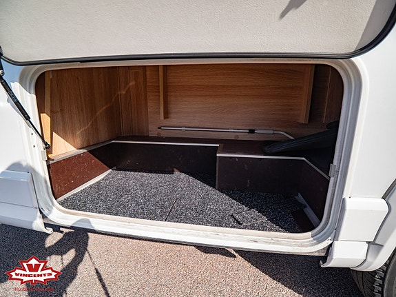Knaus Sky TI 700 *Långbädd *Truma 18 of 20