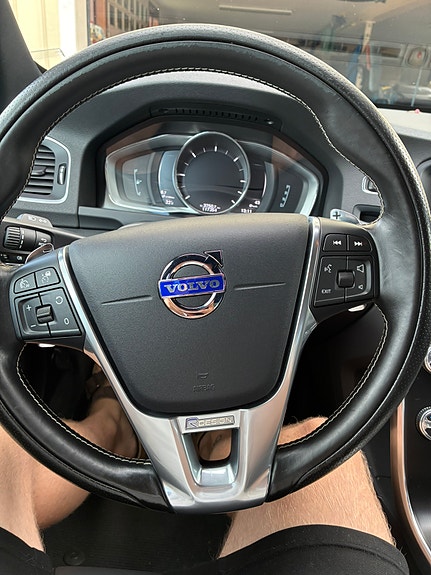 Volvo S60 12 of 13
