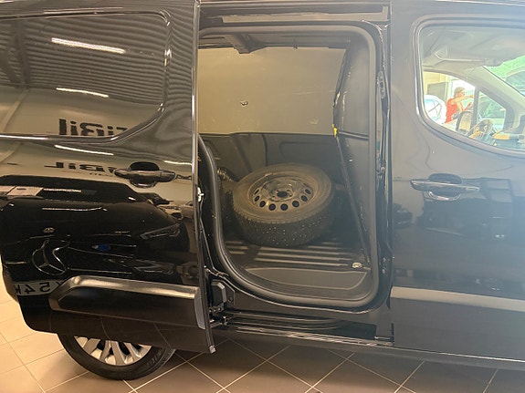 Peugeot Partner 9 of 17