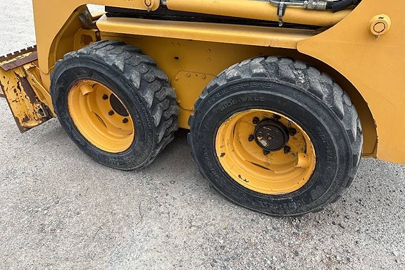 Komatsu SK07J Skid Steer Endast 2020H 8 of 24