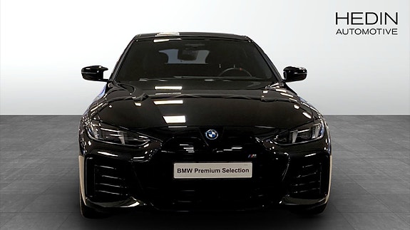 BMW i4 8 of 8
