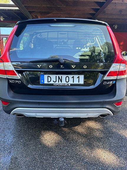 Volvo XC70 4 of 5