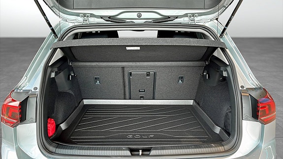 Volkswagen Golf VIII 12 of 12